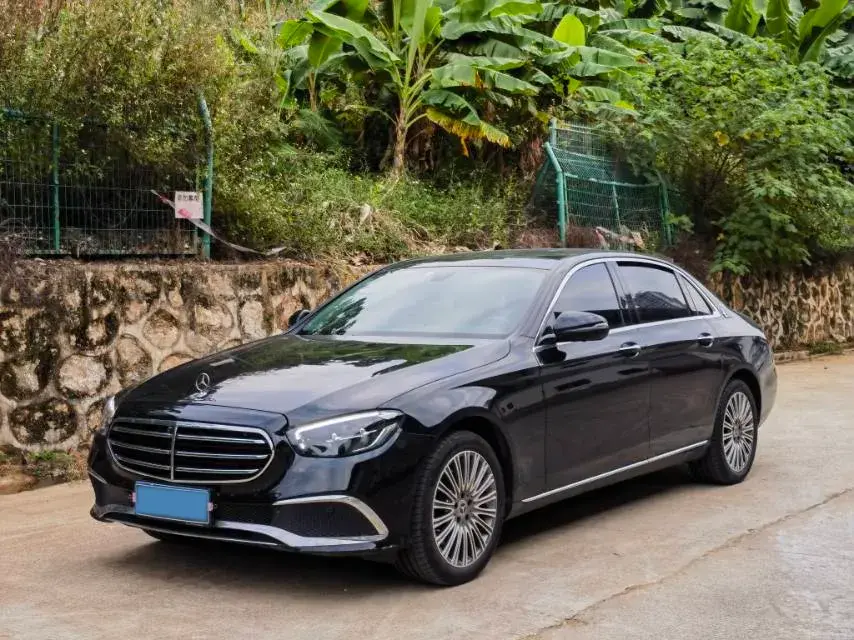 2022 MERCEDES-BENZ E view 1