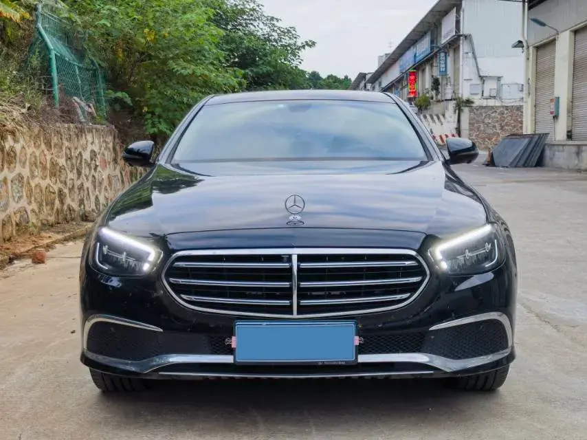 2022 MERCEDES-BENZ E thumbnail 2