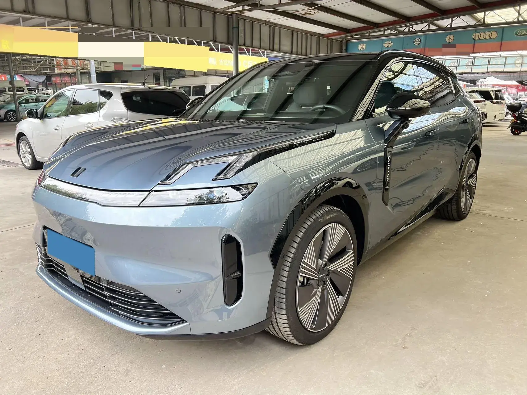 2025 LYNK&CO 08 view 1