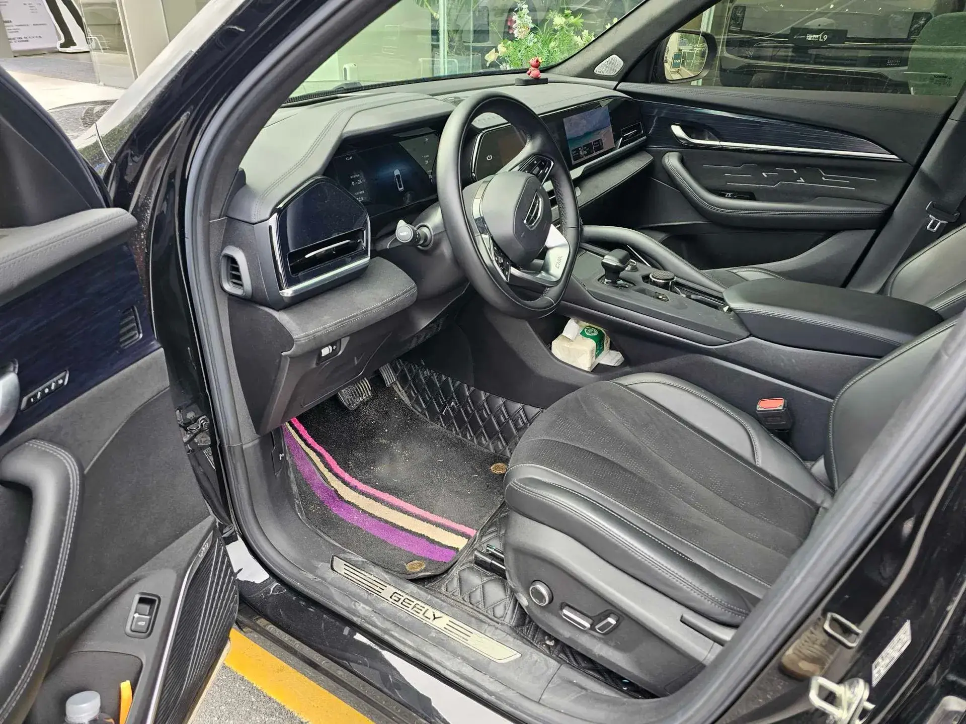 2024 GEELY MONJARO thumbnail 4