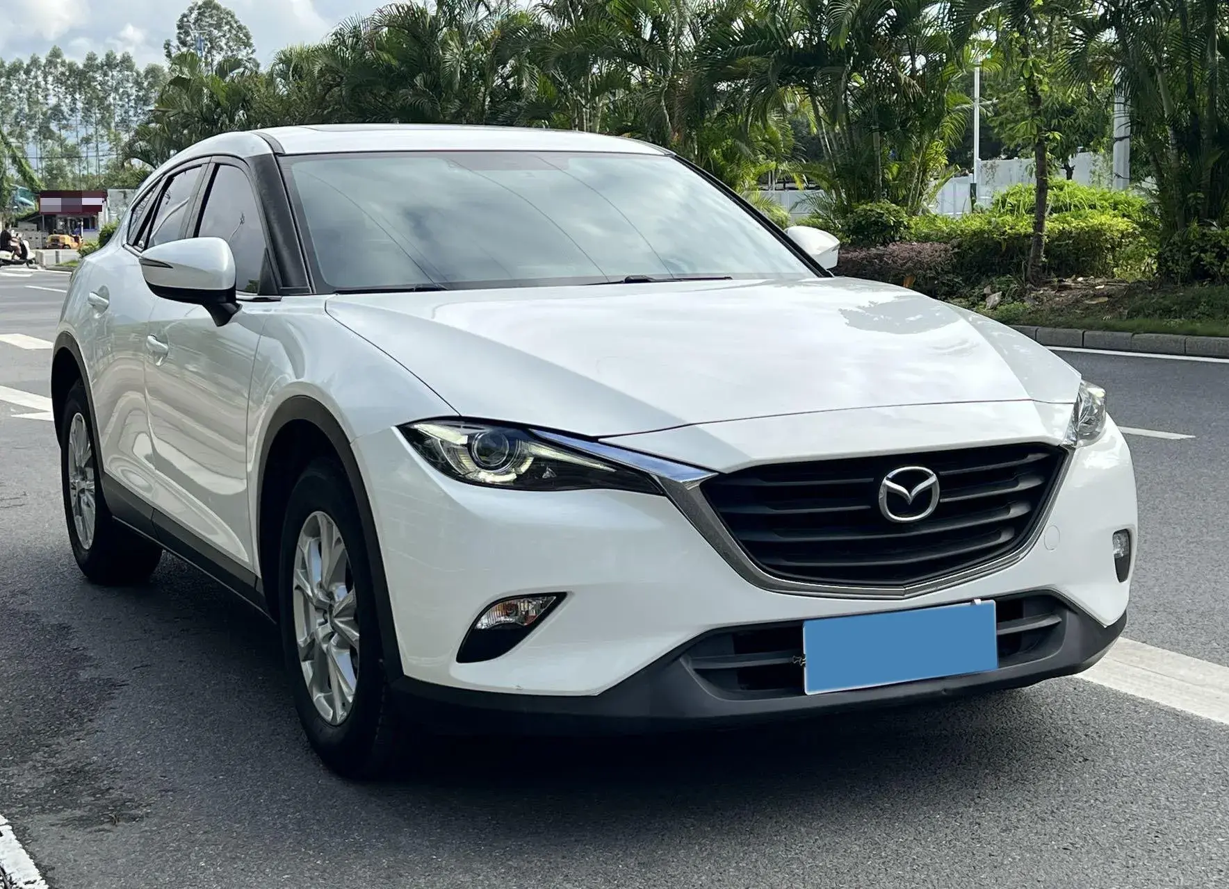 2018 MAZDA CX-4 thumbnail 2