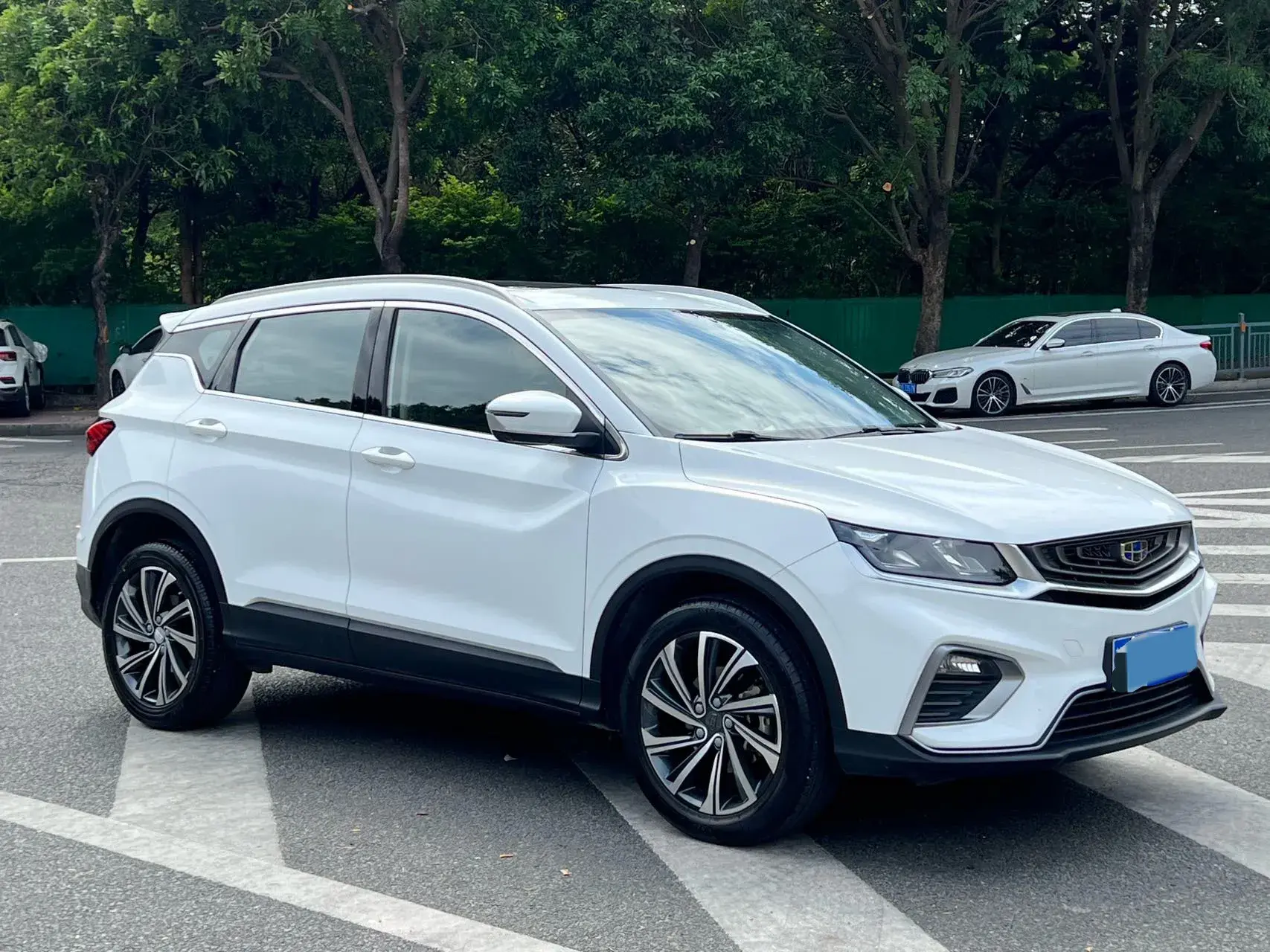 2019 GEELY COOLRAY thumbnail 3