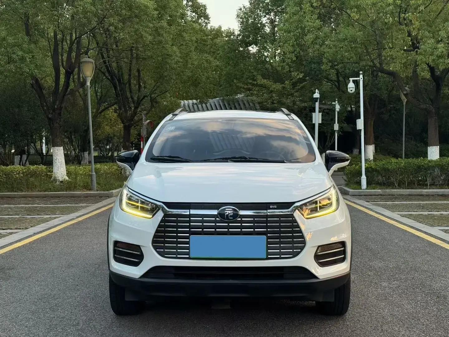 2018 BYD YUAN thumbnail 2