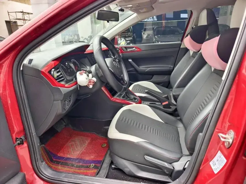 2019 VOLKSWAGEN POLO thumbnail 3