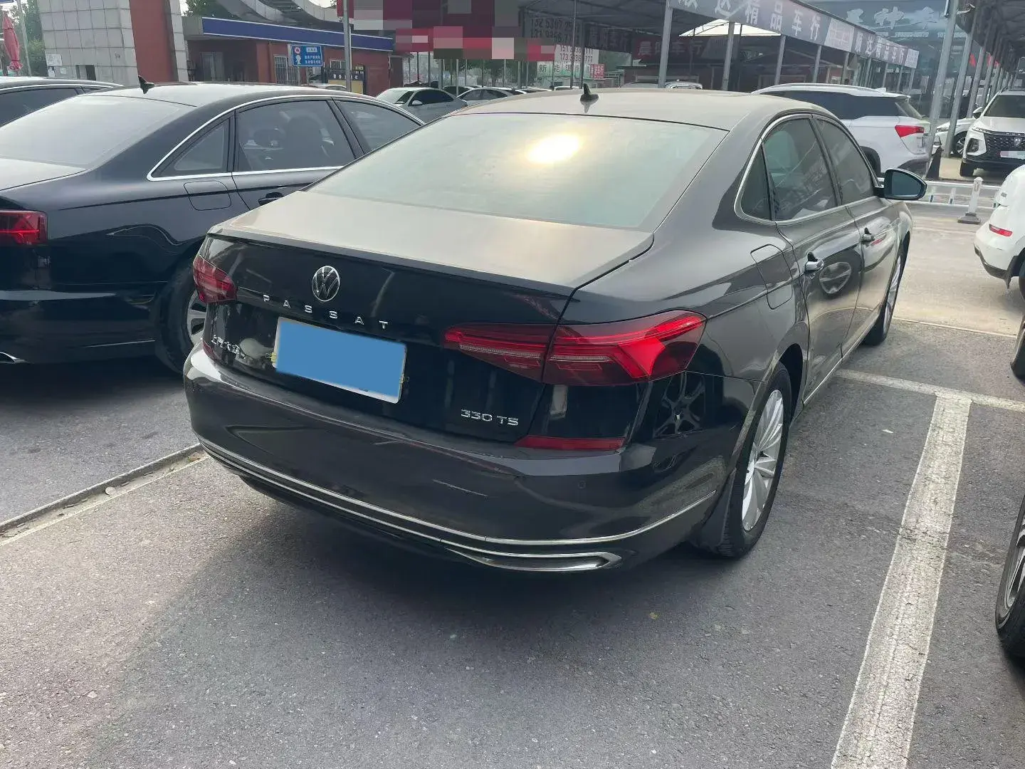 2019 VOLKSWAGEN PASSAT thumbnail 3