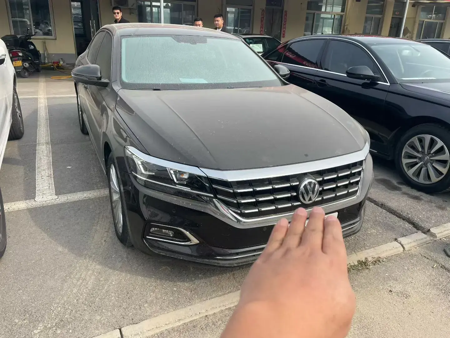 2019 VOLKSWAGEN PASSAT thumbnail 2