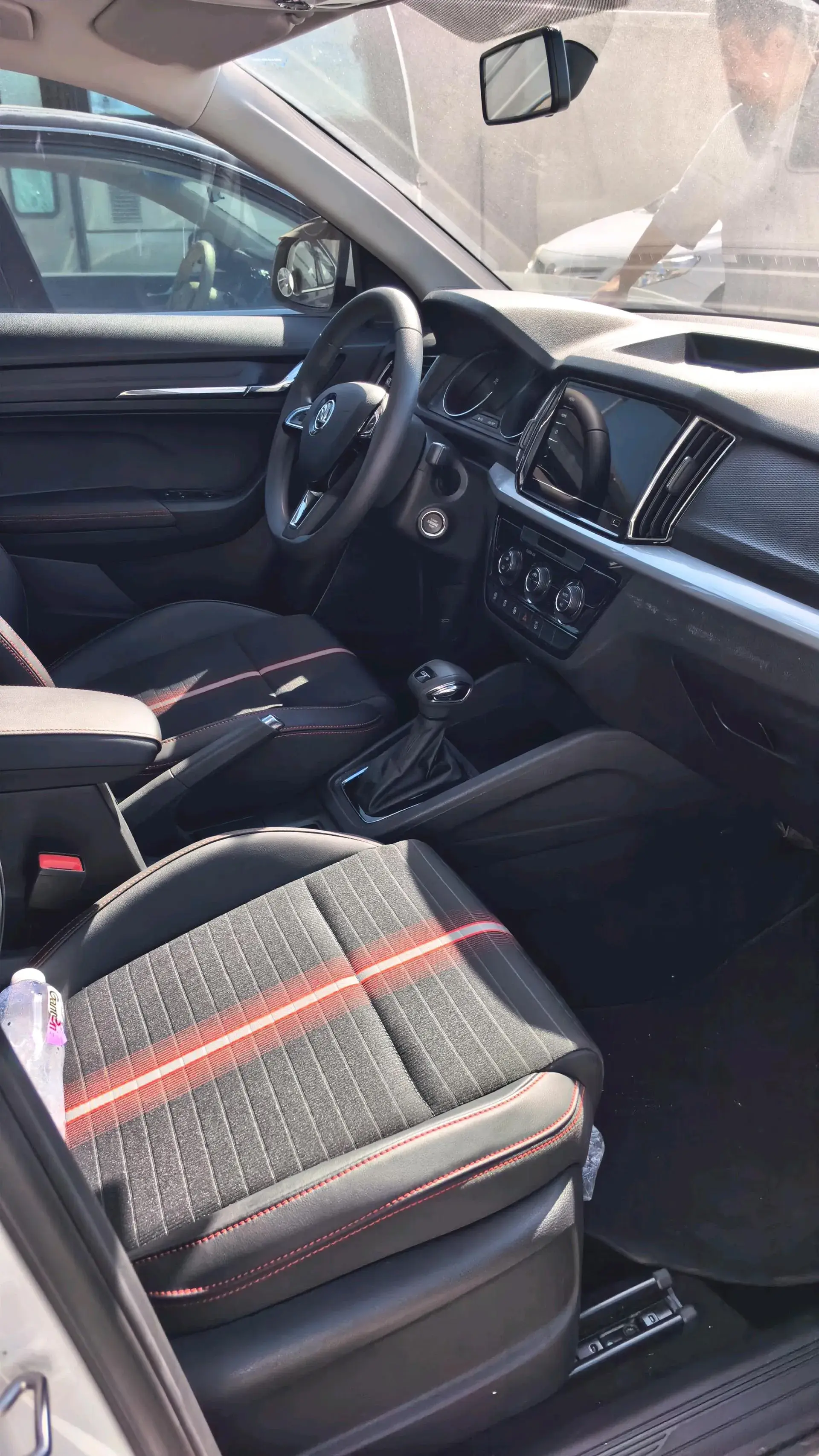 2020 SKODA KAMIQ thumbnail 4