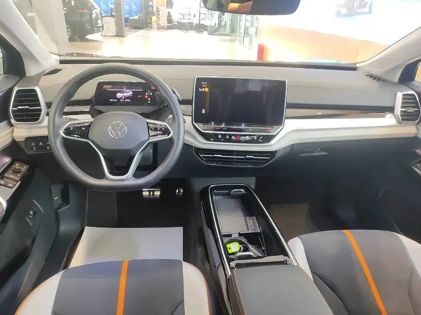 2022 VOLKSWAGEN ID.6 thumbnail 4