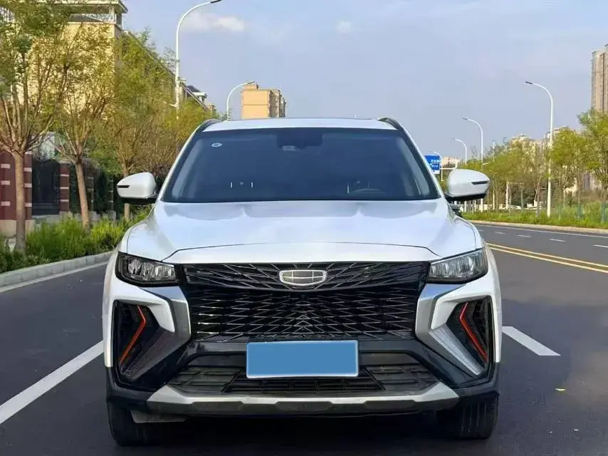 2022 GEELY AZKARRA thumbnail 2