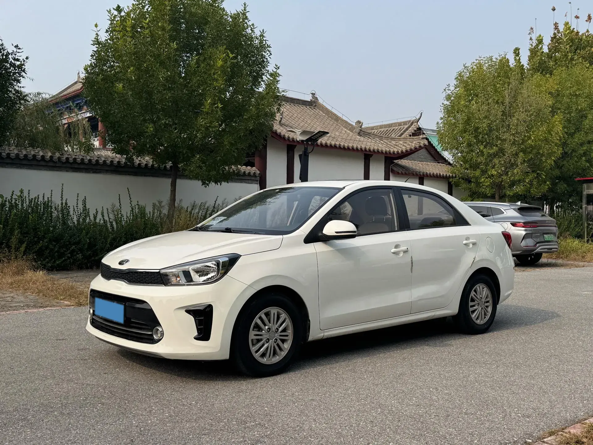 2017 KIA PEGAS view 1