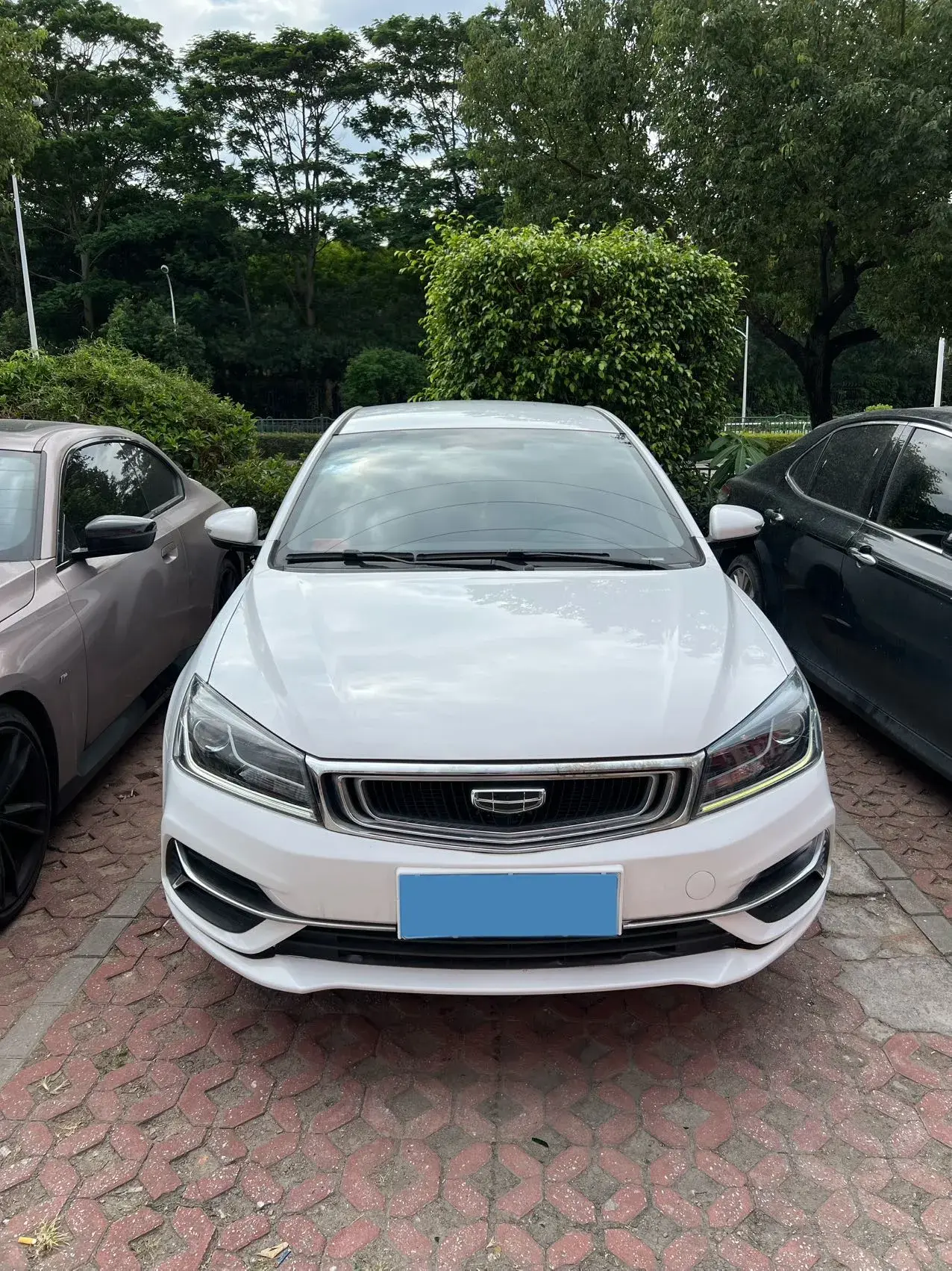2019 GEELY EMGRAND thumbnail 2