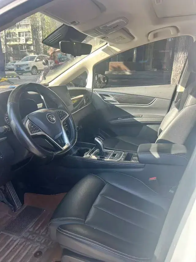 2019 BYD SONG thumbnail 3