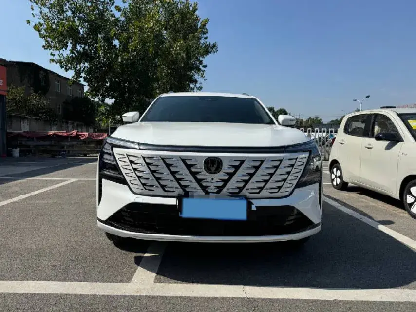 2025 CHANGAN CS75 thumbnail 3