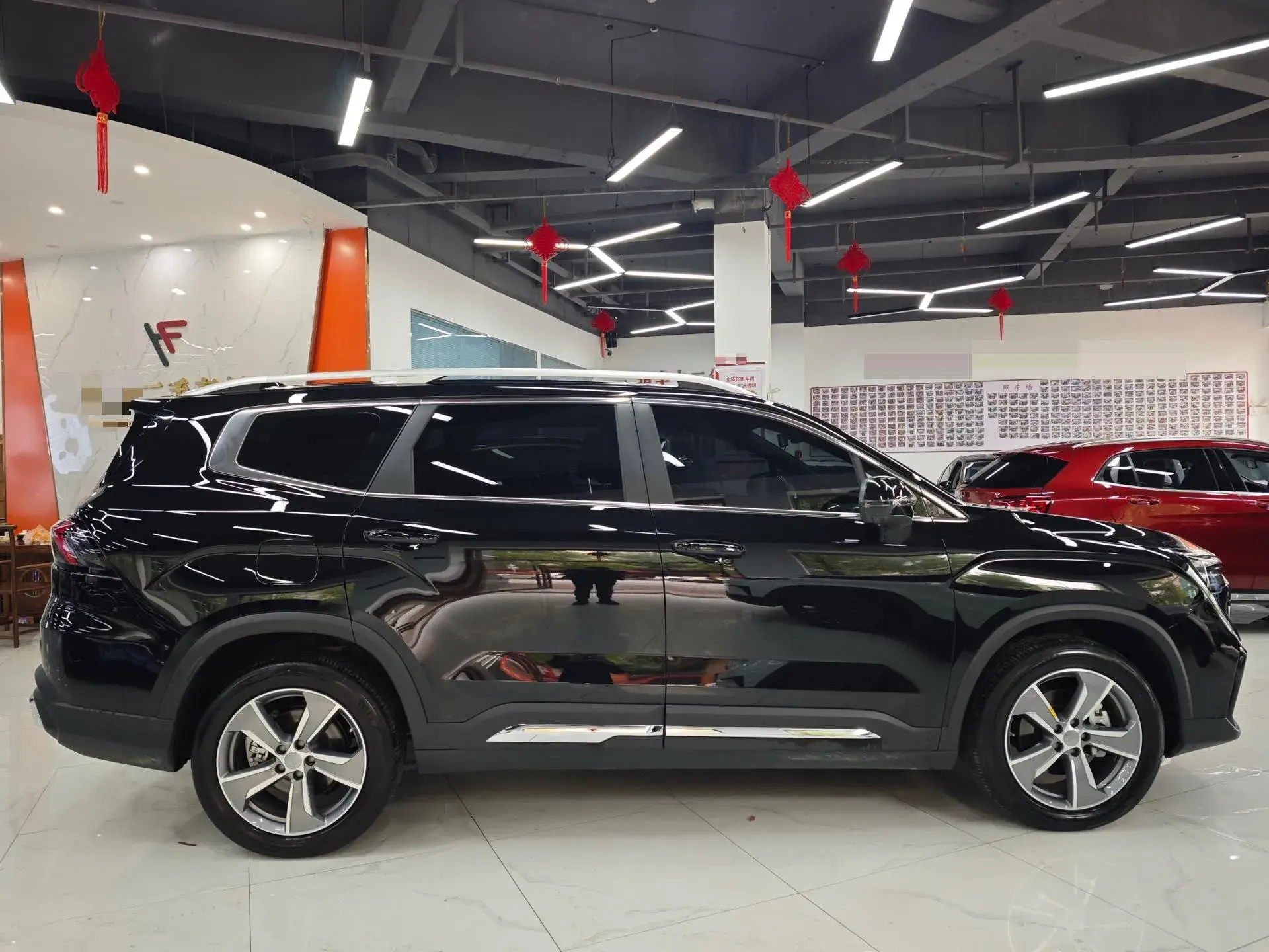 2024 GEELY MONJARO thumbnail 3