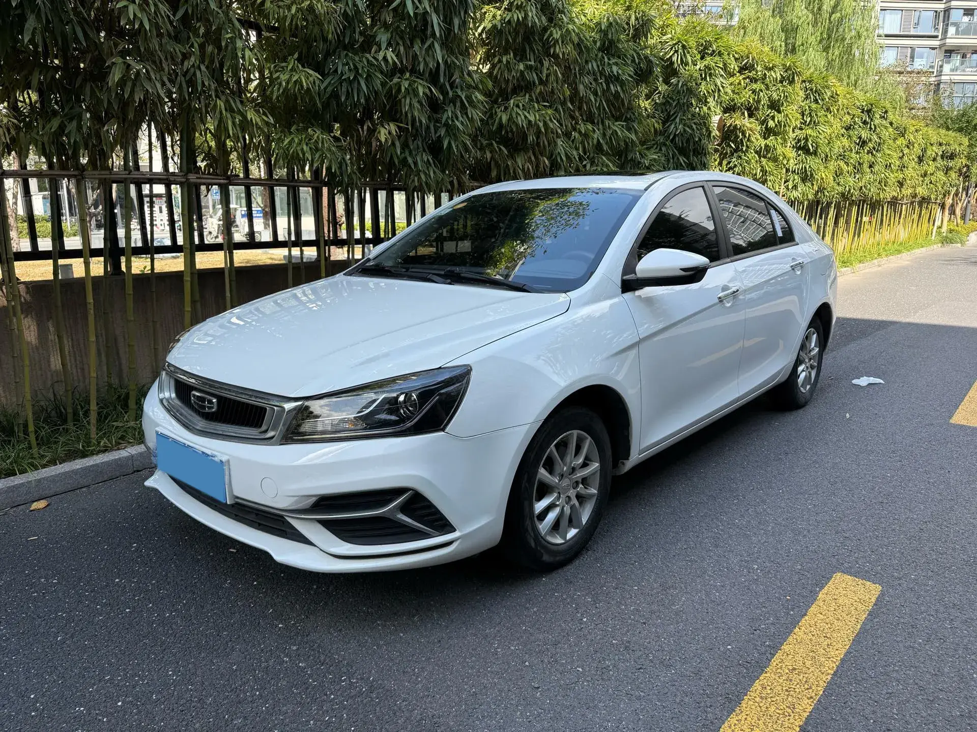 2020 GEELY EMGRAND view 1
