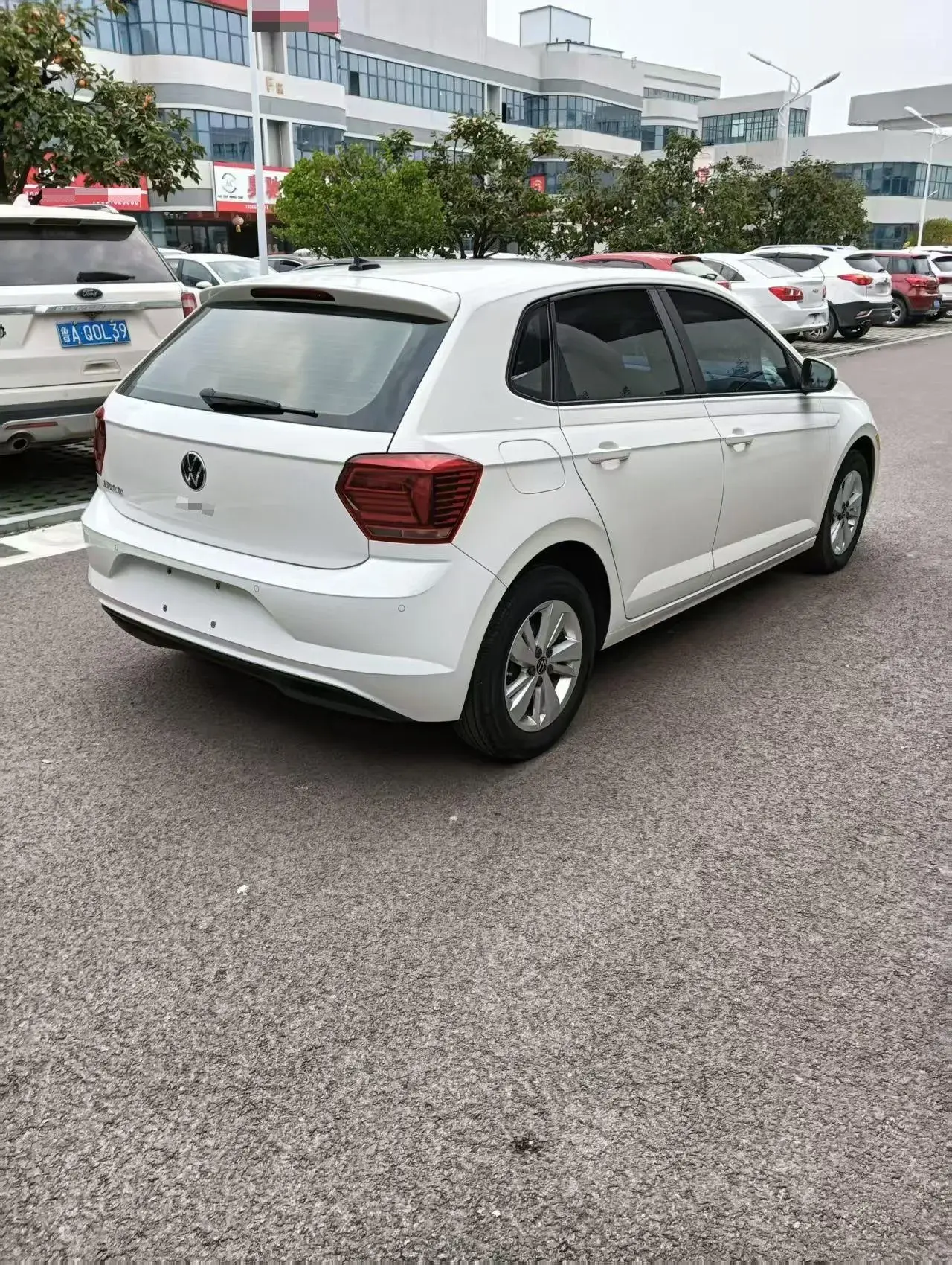 2021 VOLKSWAGEN POLO thumbnail 4
