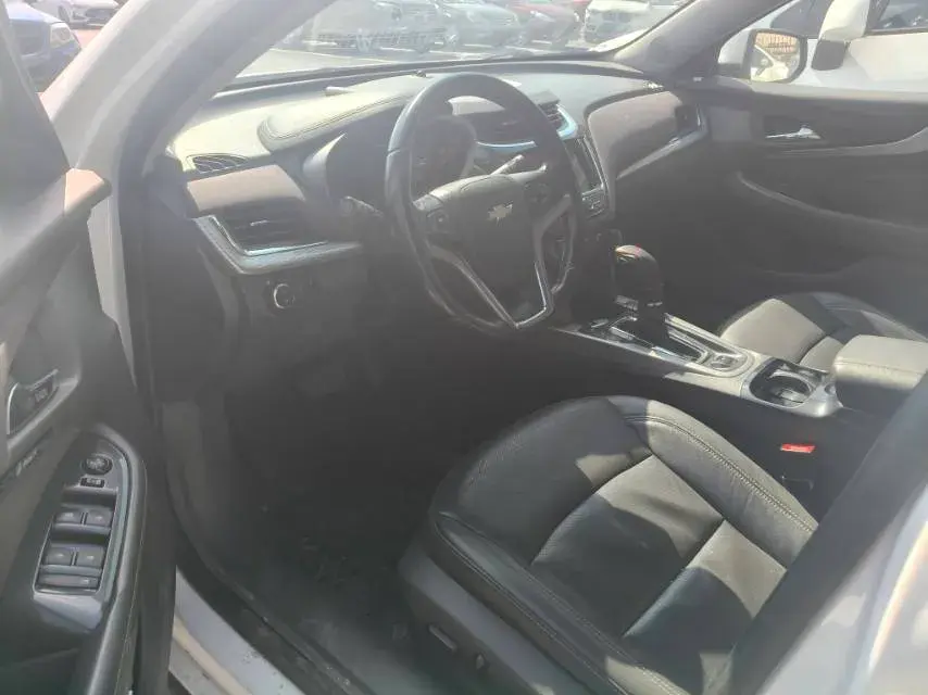 2018 CHEVROLET MALIBU thumbnail 4