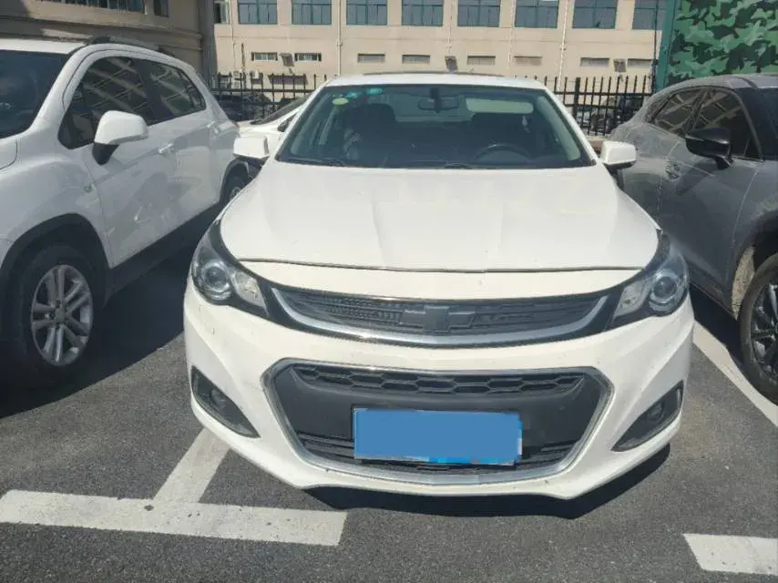 2018 CHEVROLET MALIBU thumbnail 2