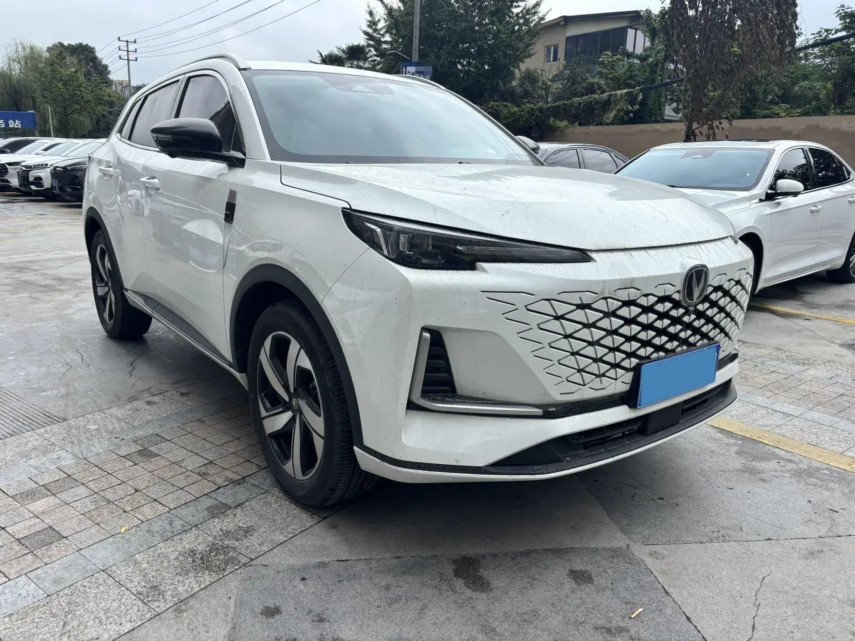 2024 CHANGAN X7 thumbnail 3