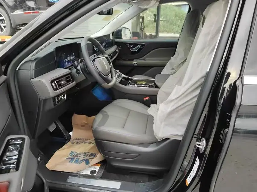 2024 LINCOLN AVIATOR thumbnail 2