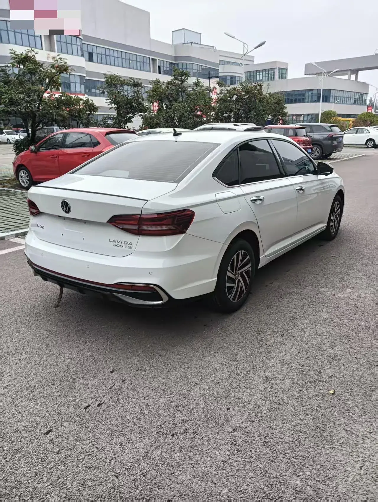 2024 VOLKSWAGEN LAVIDA thumbnail 4