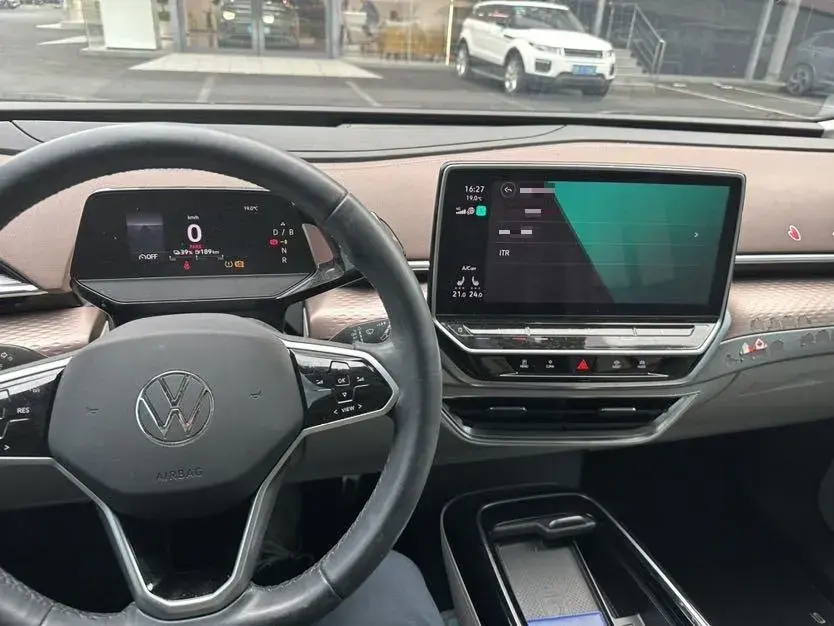 2022 VOLKSWAGEN ID.6 thumbnail 3