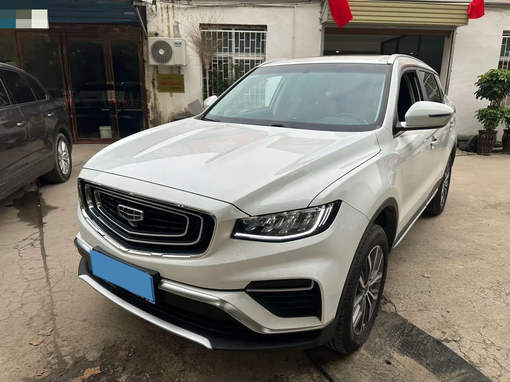 2020 GEELY AZKARRA view 1