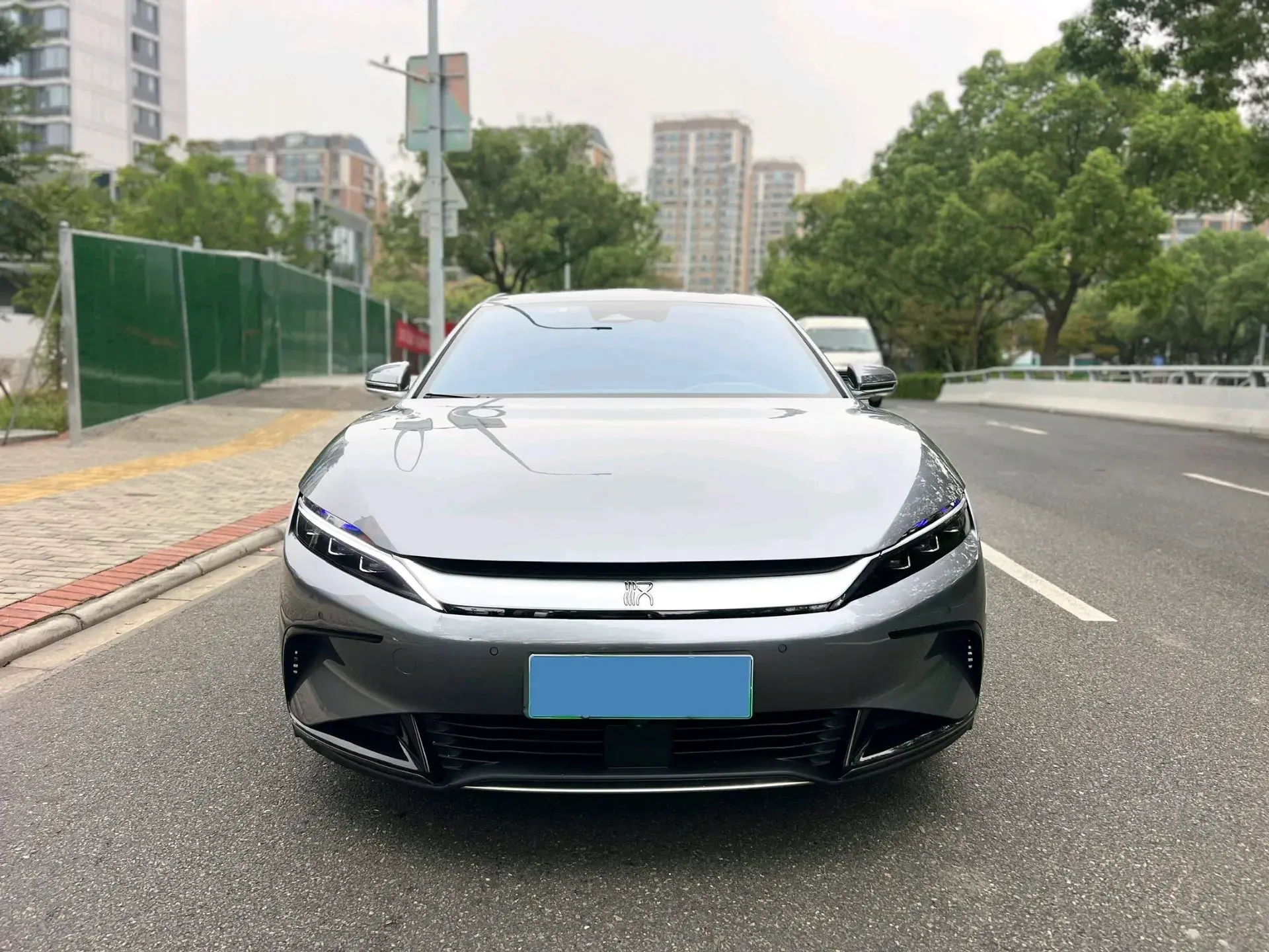 2022 BYD HAN thumbnail 2