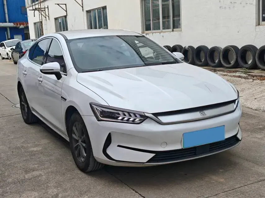 2021 BYD QIN thumbnail 3