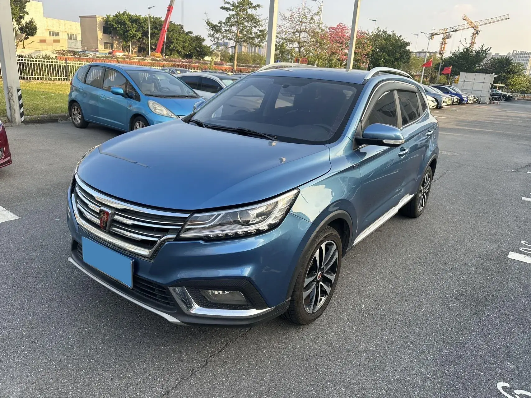 2018 ROEWE RX3 view 1