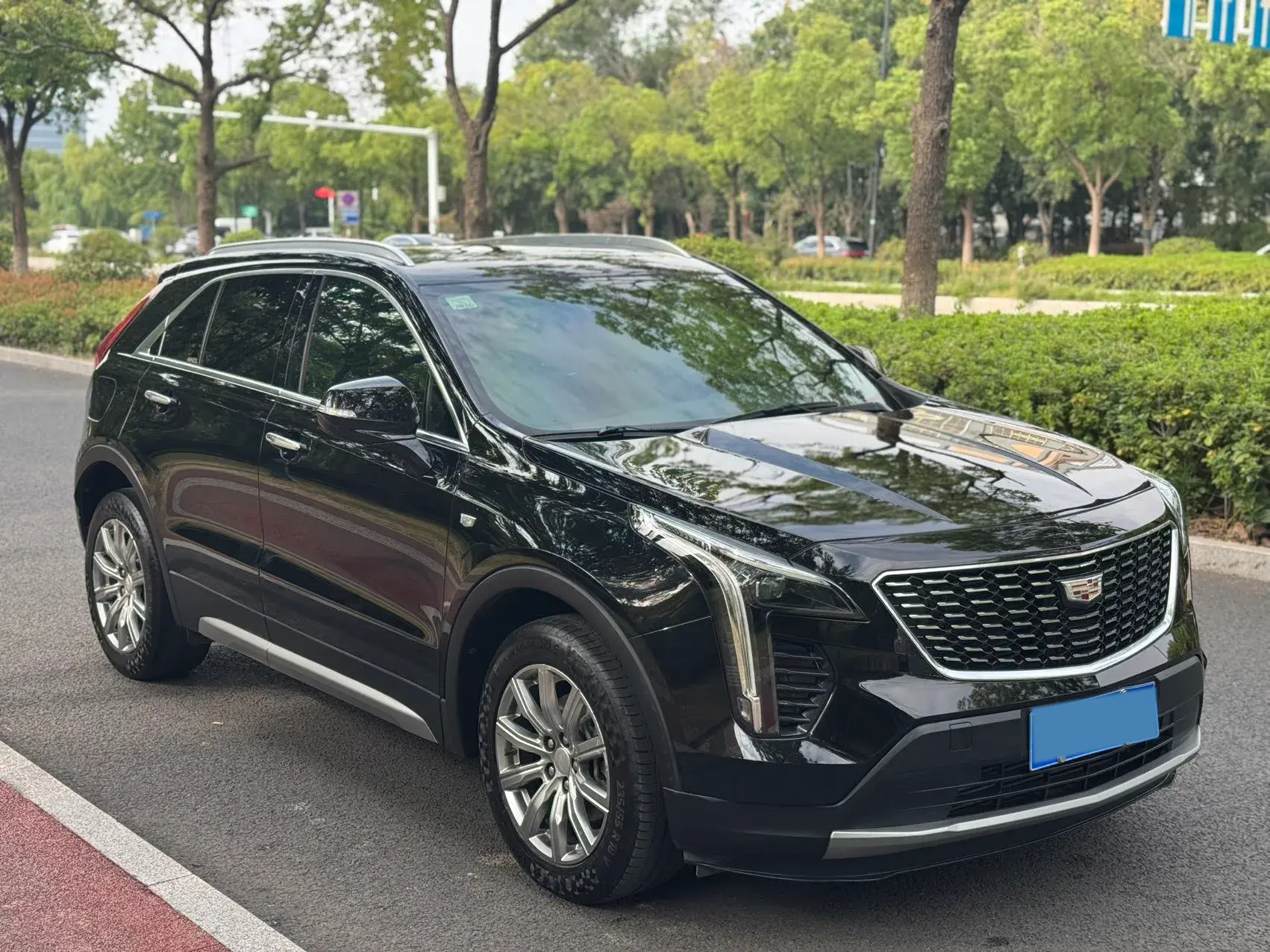 2020 CADILLAC XT4 thumbnail 3