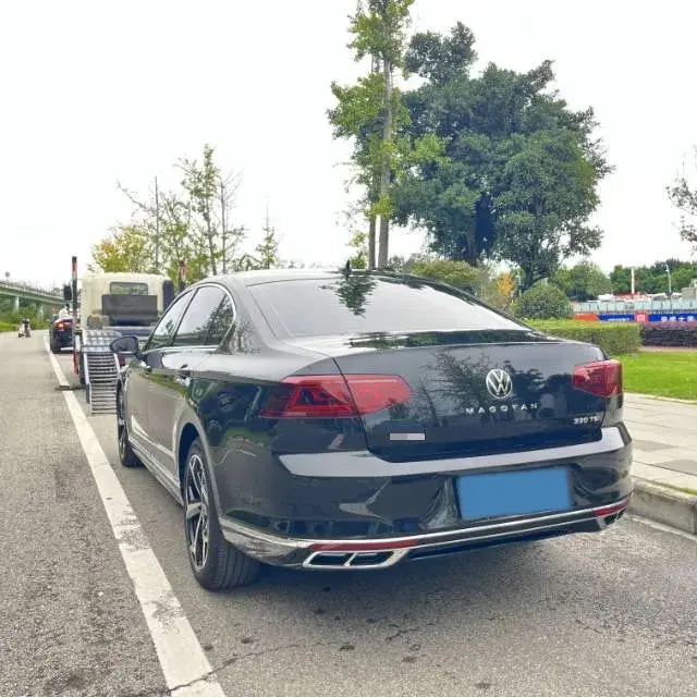 2023 VOLKSWAGEN MAGOTAN thumbnail 4