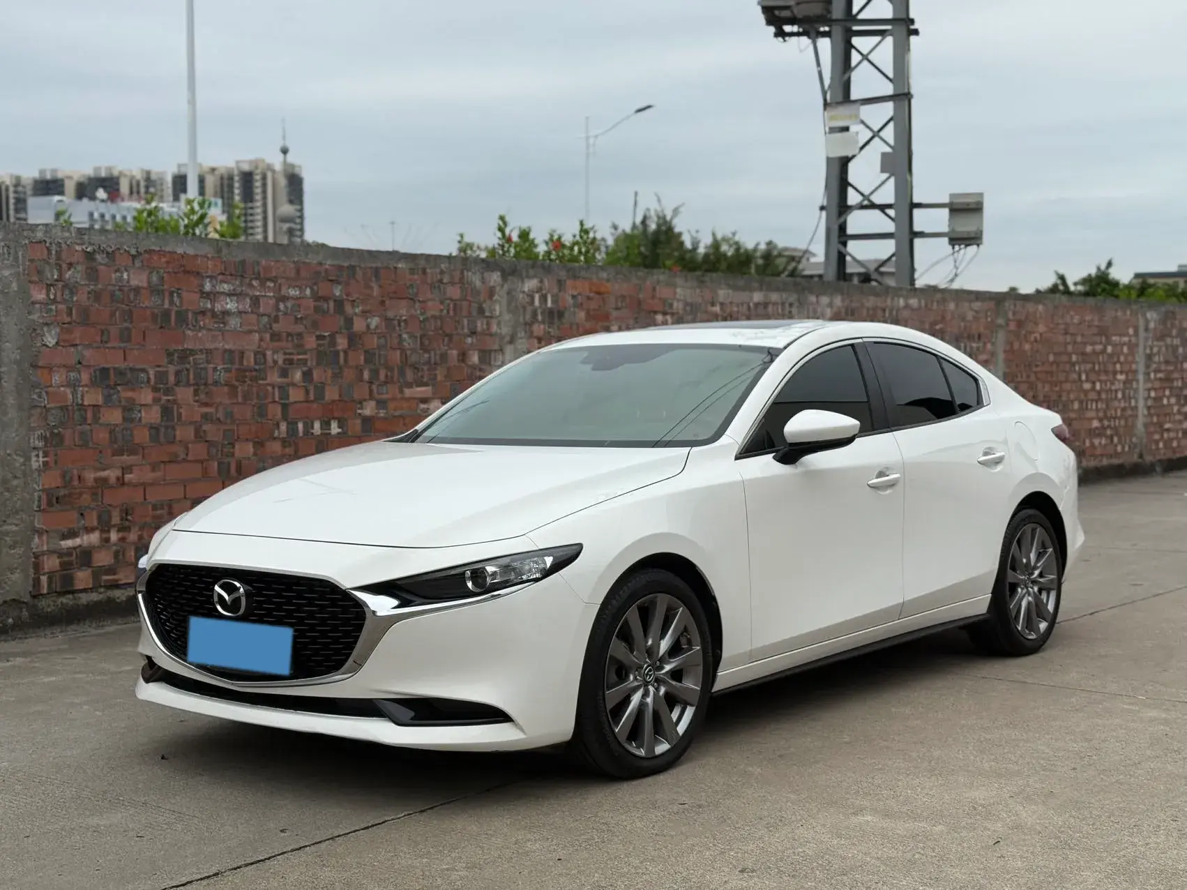 2021 MAZDA 3 view 1