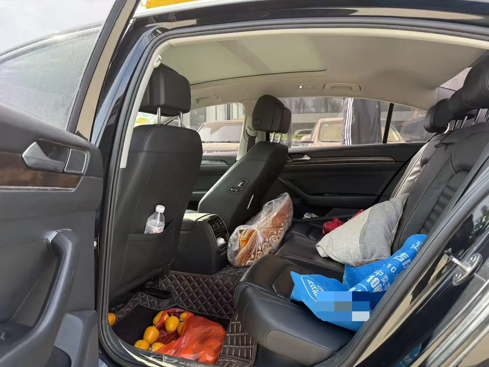 2018 VOLKSWAGEN MAGOTAN thumbnail 4