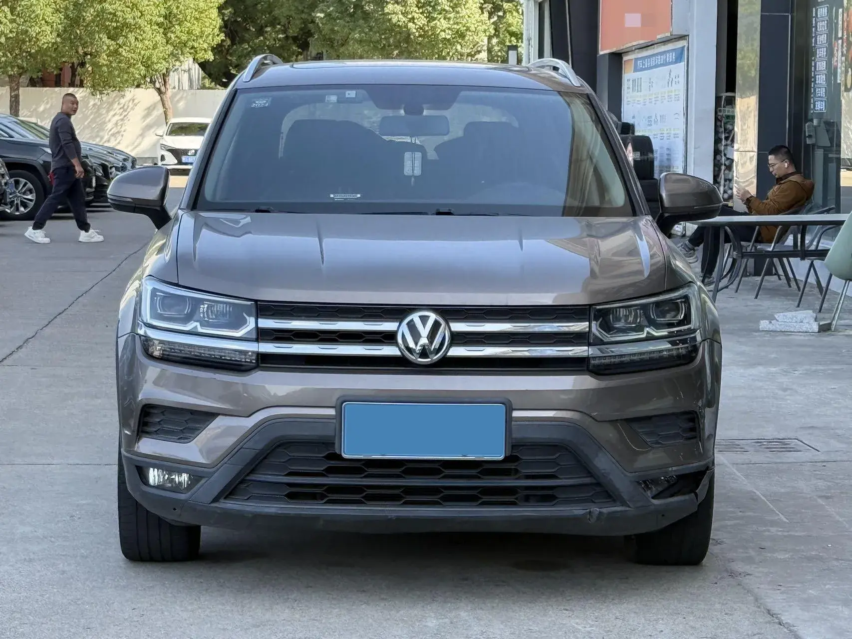 2019 VOLKSWAGEN THARU thumbnail 2