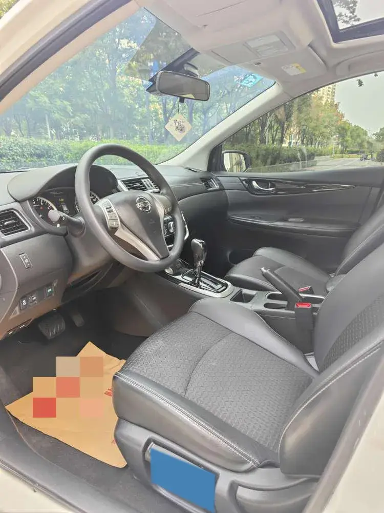 2020 NISSAN TIIDA thumbnail 4