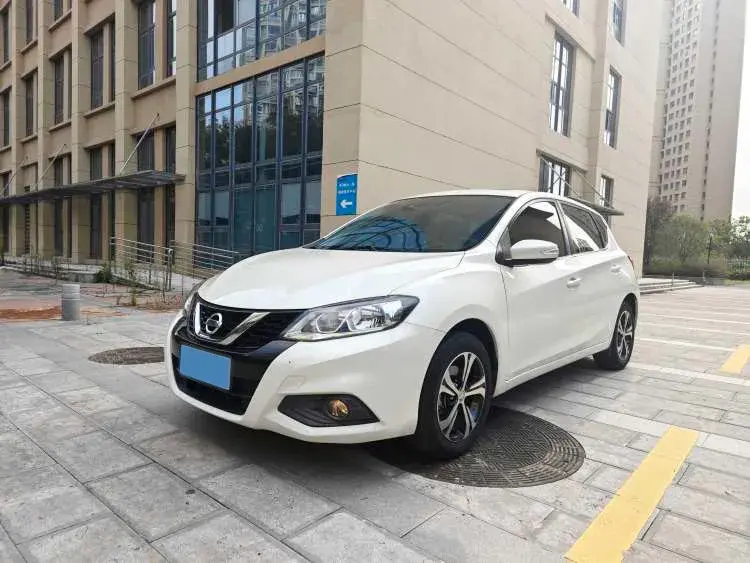 2020 NISSAN TIIDA view 1