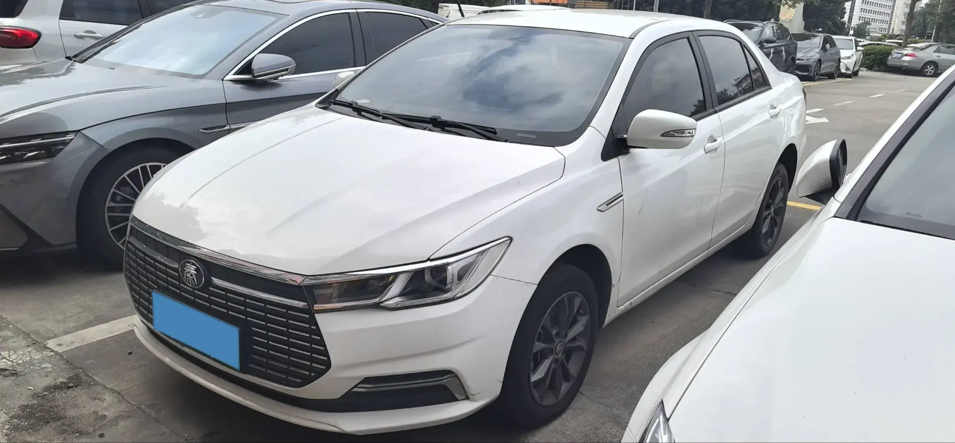 2019 BYD QIN view 1