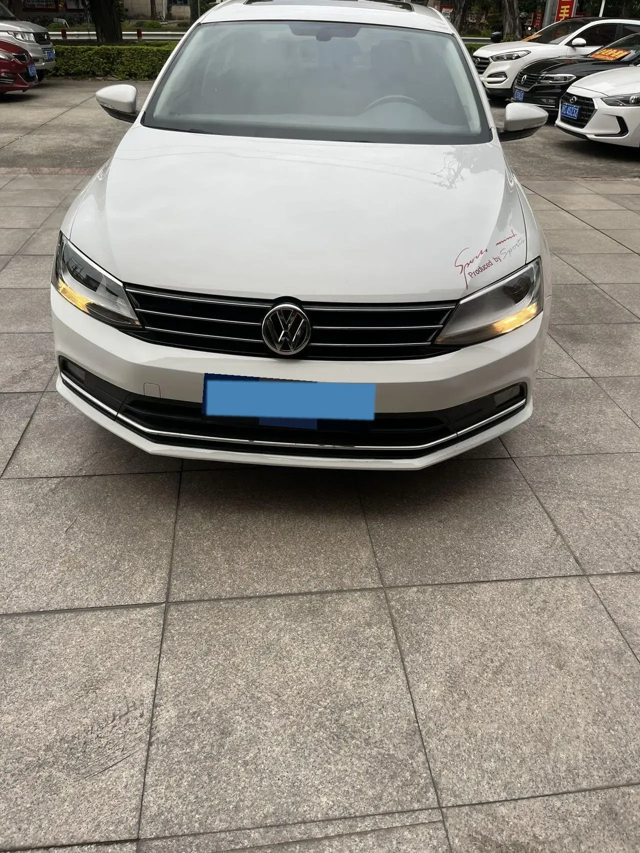 2017 VOLKSWAGEN SAGITAR thumbnail 4