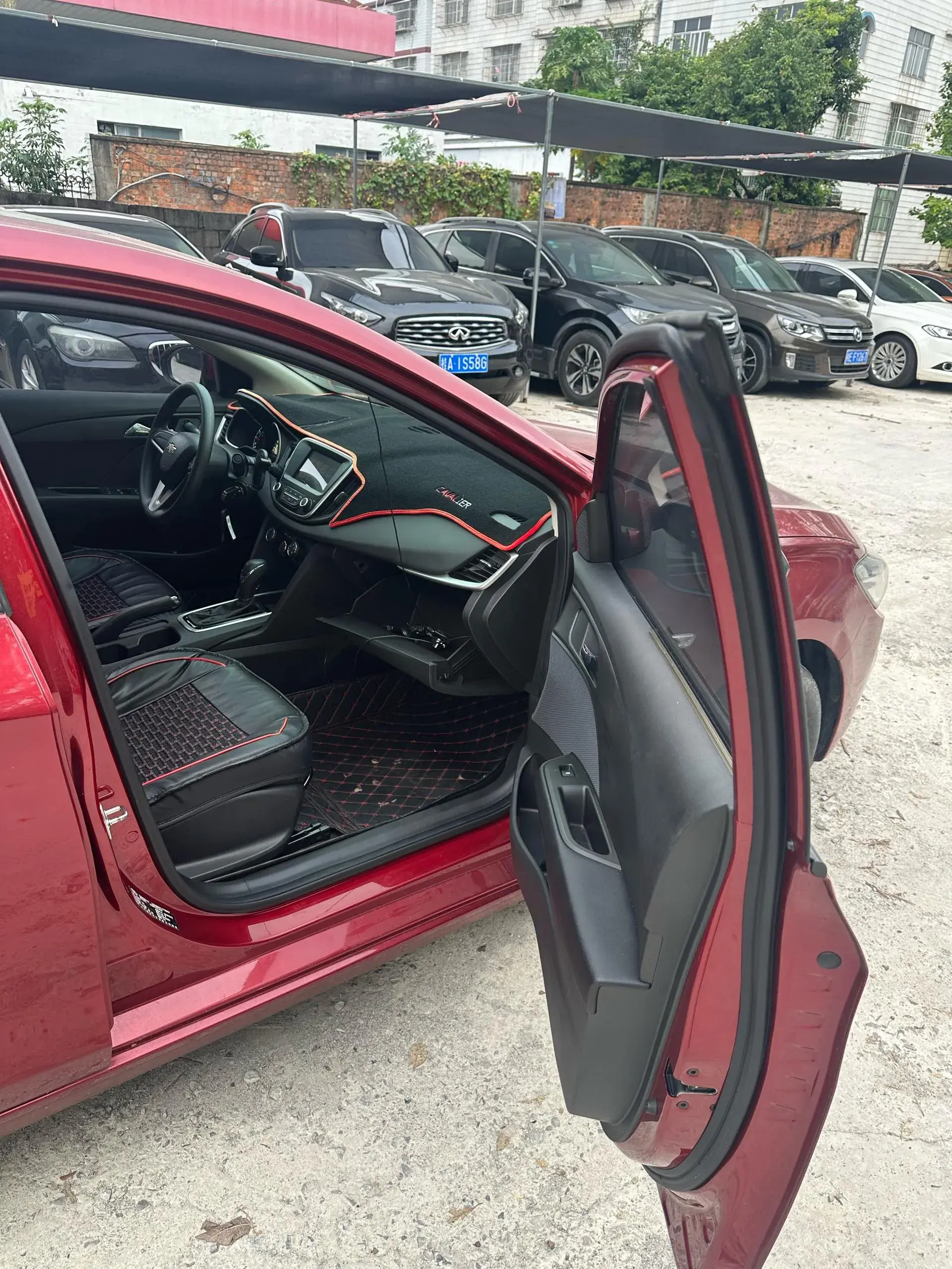 2016 CHEVROLET CAVALIER thumbnail 3