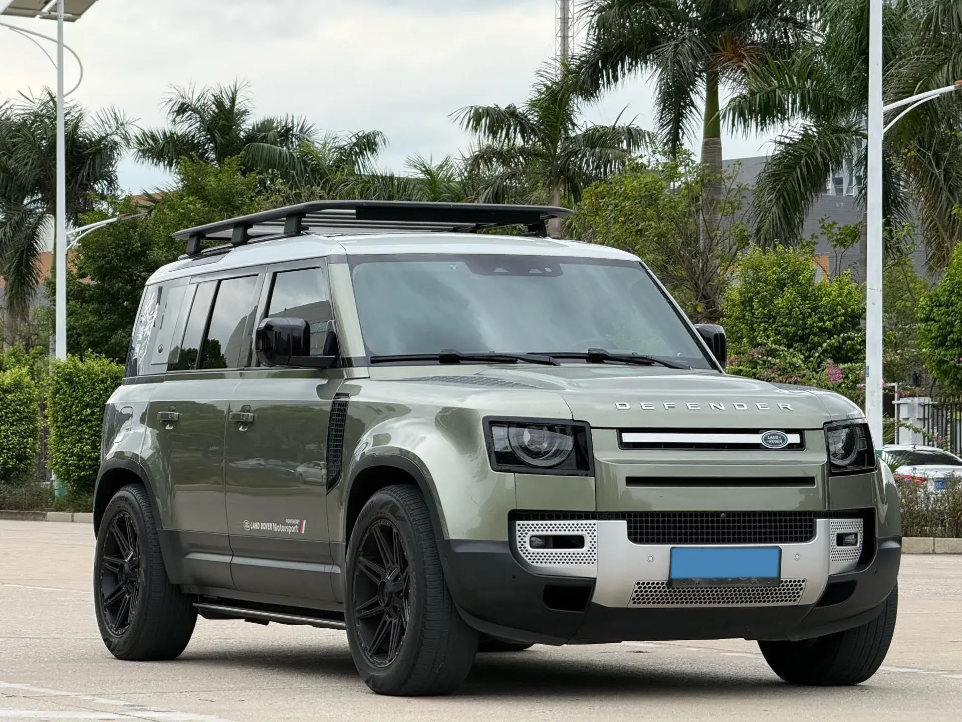 2020 LAND ROVER thumbnail 2