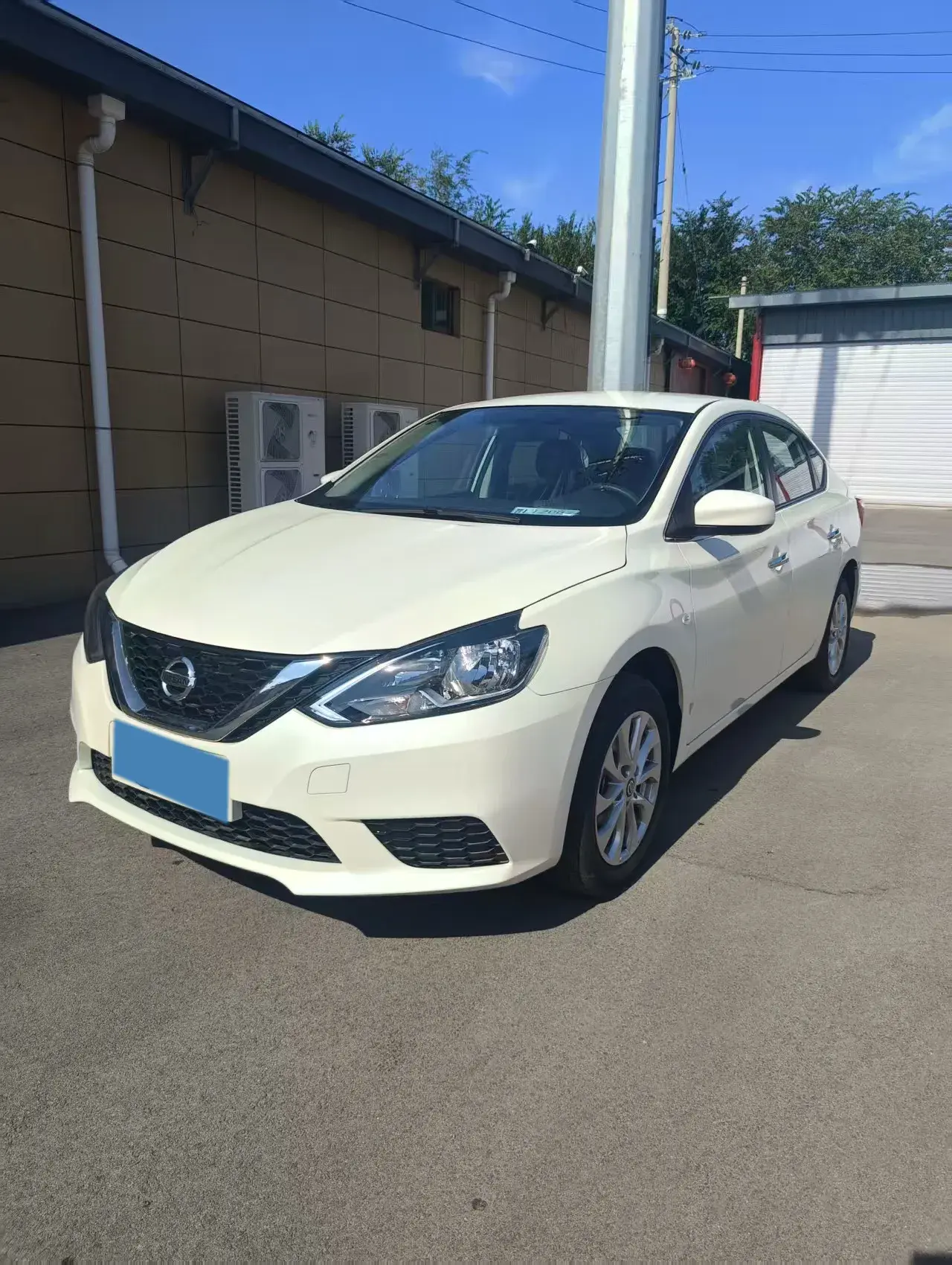 2024 NISSAN SYLPHY view 1