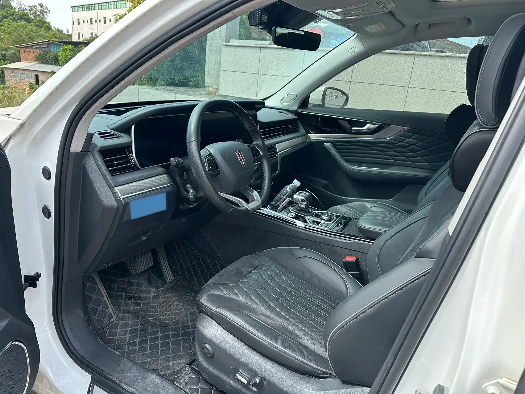 2022 HONGQI HS5 thumbnail 3