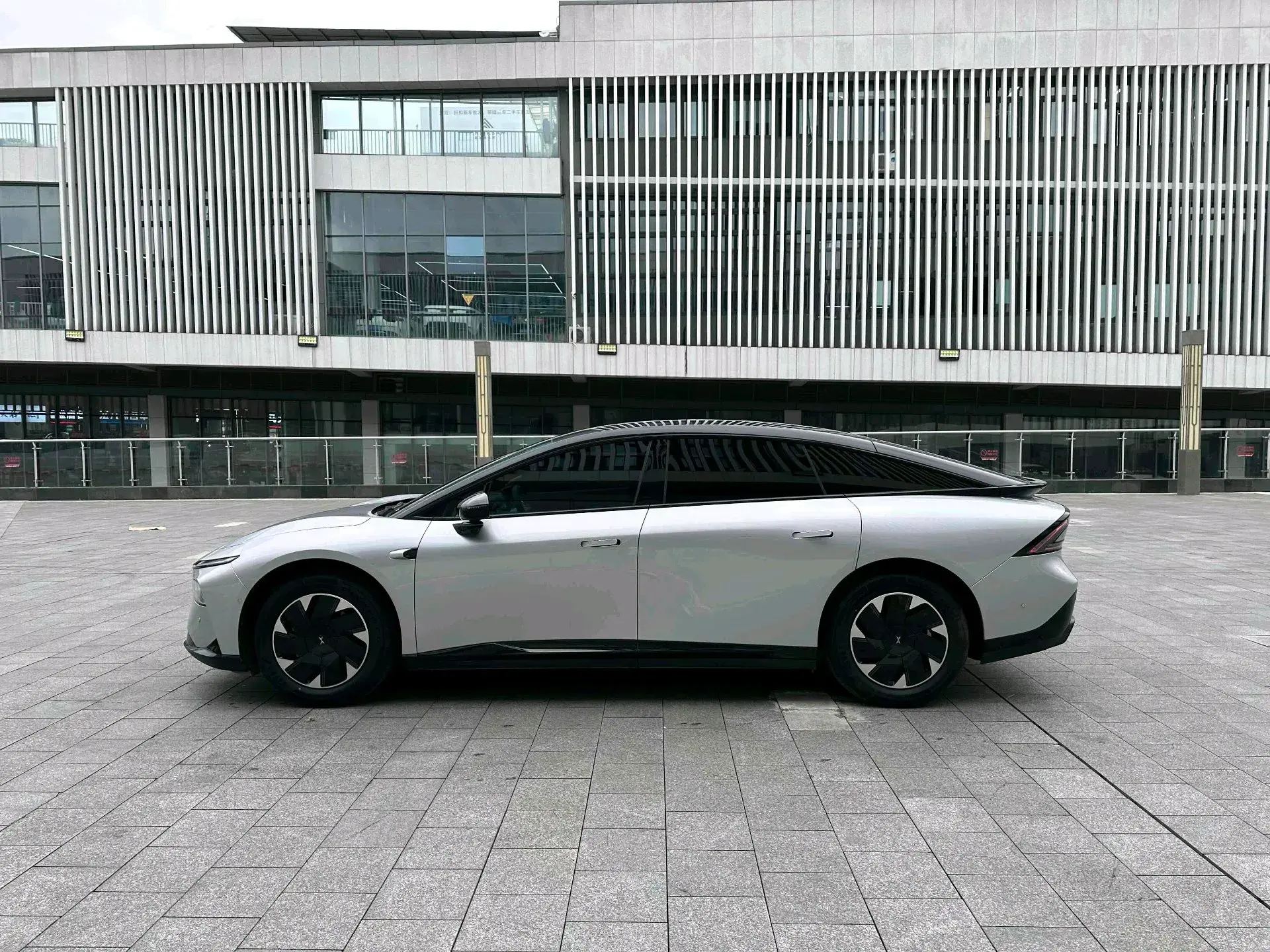 2024 XPENG P7+ thumbnail 2