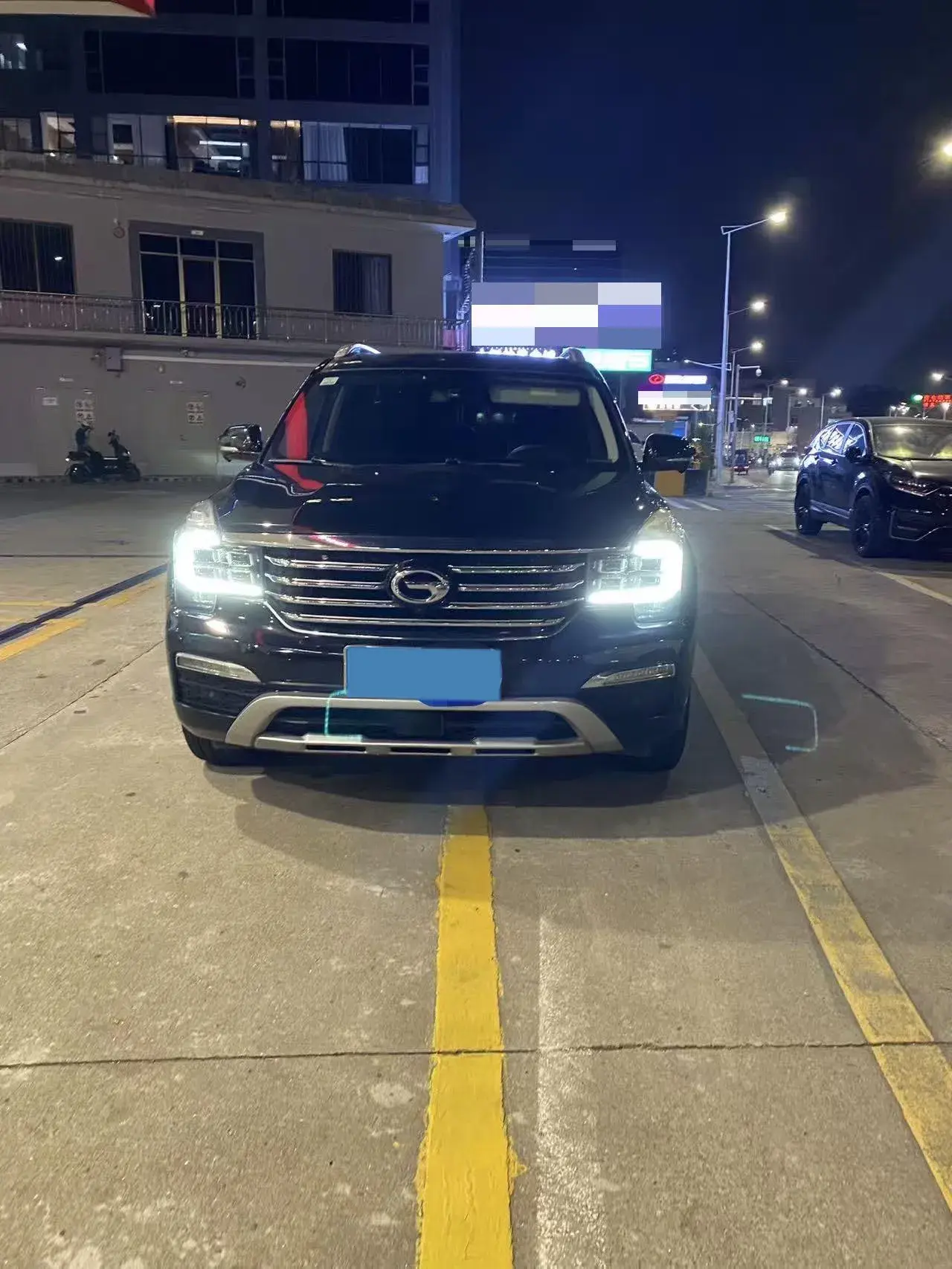 2017 GAC TRUMPCHI thumbnail 2