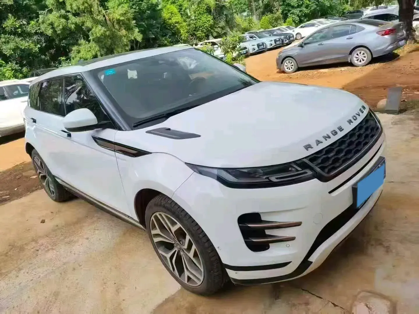 2020 LAND ROVER thumbnail 2