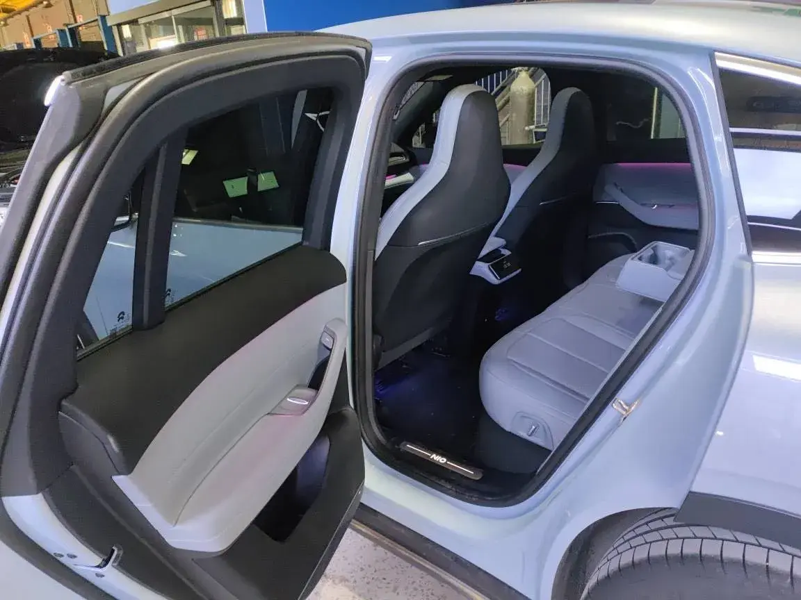 2024 NIO EC6 thumbnail 3