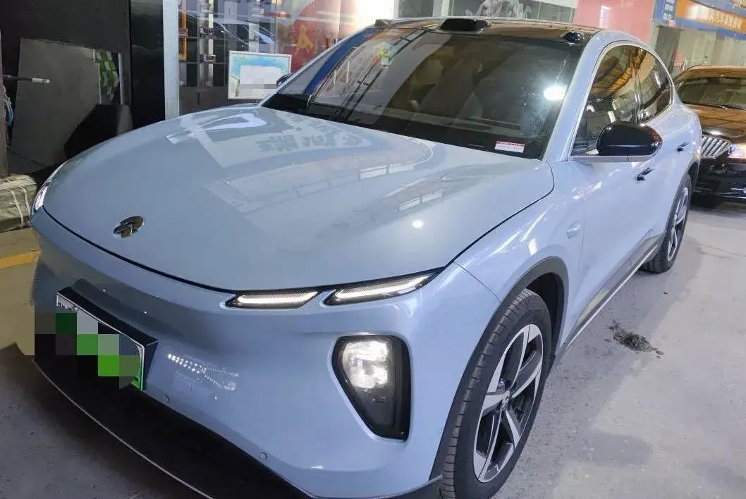 2024 NIO EC6 view 1