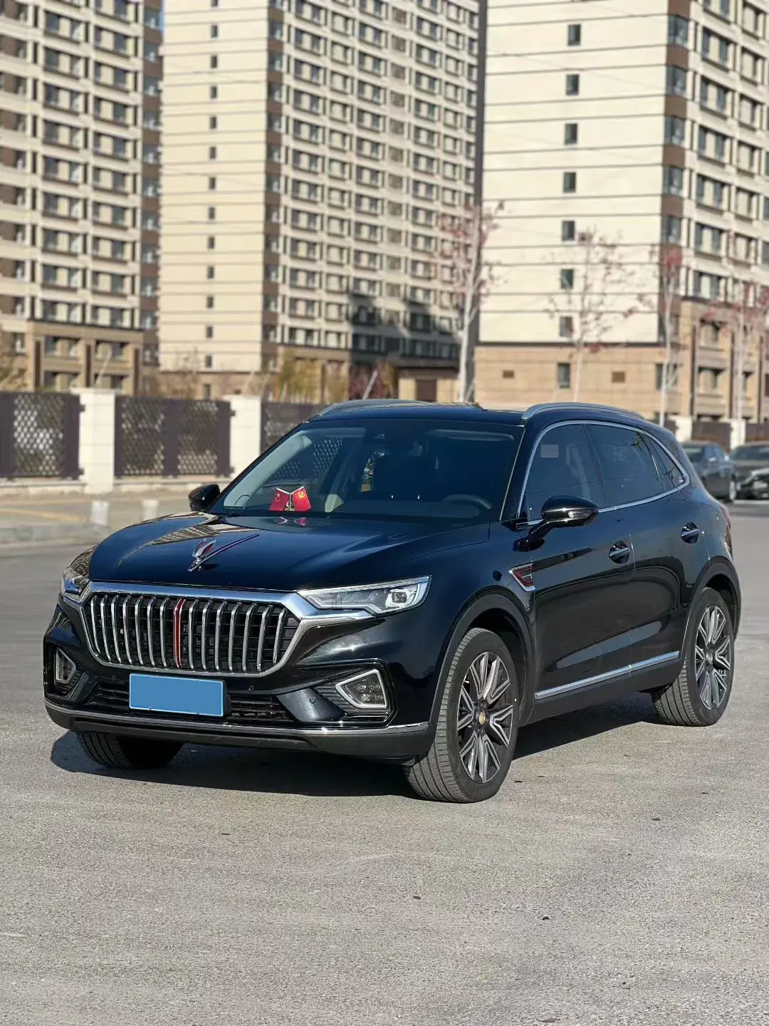 2019 HONGQI HS5 view 1