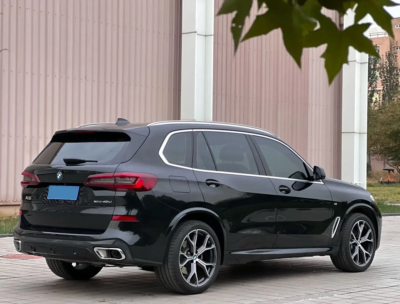 2022 BMW X5 thumbnail 3